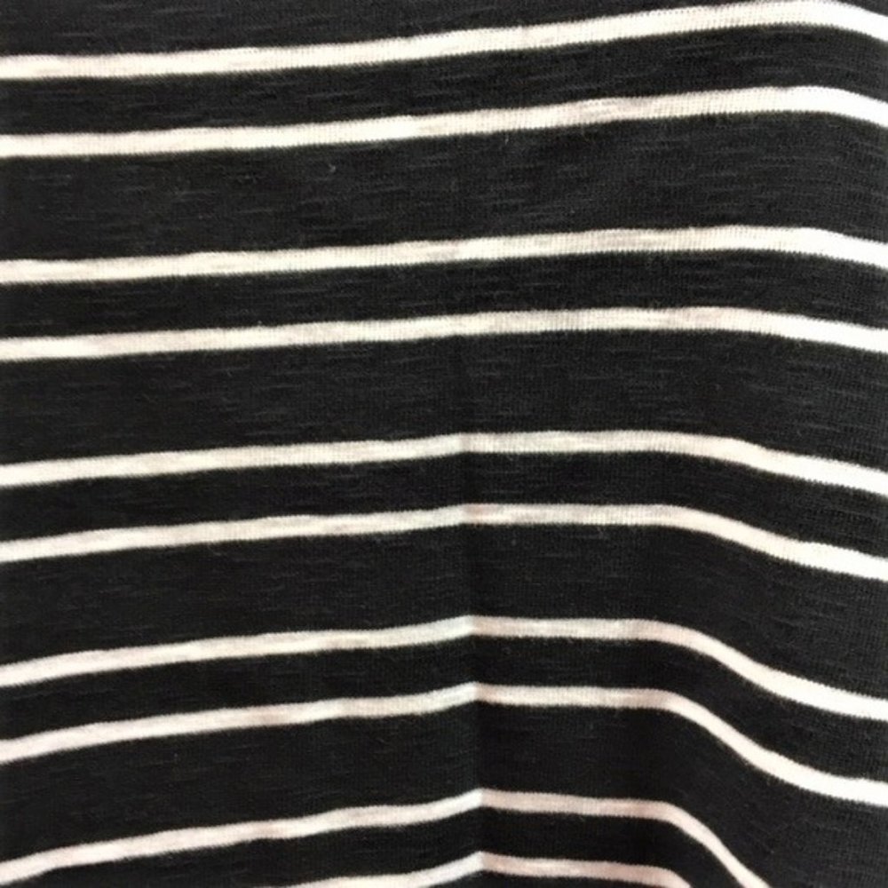 Cynthia Rowley Womens Top Shirt Size Medium Striped Scoop Neckline Black NWT - Picture 3 of 6